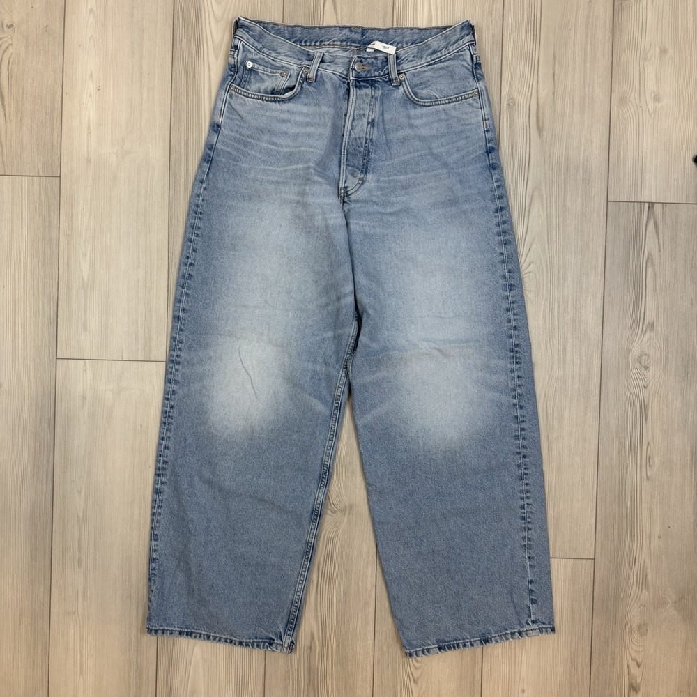 Astro 31/34 Weekday Loose Baggy Jeans Light Wash Button Fly Unisex Actual 31x29